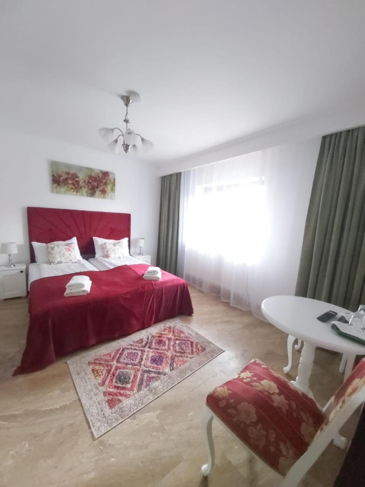 Alexander House Hotel Deva Luaran gambar
