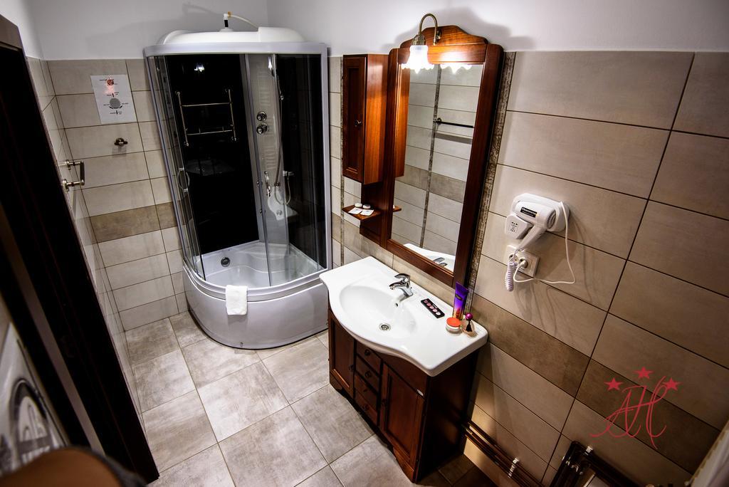Alexander House Hotel Deva Luaran gambar